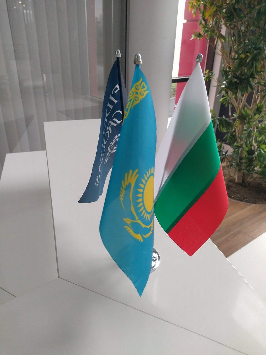 Флагове